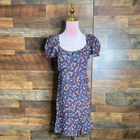 Band of the Free Coraline Purple Floral Crossover Mini Dress. Size Medium. NWT! - Picture 5 of 13